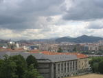 Vista de ESIDE y Bilbao desde el Colegio Mayor.